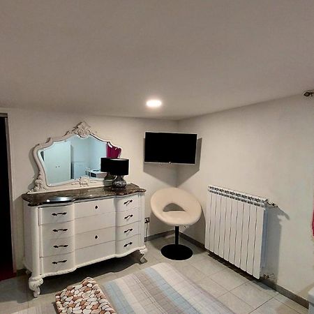 アレネッラ イル ミルト エ ラ ロサ Bed & Breakfast エクステリア 写真
