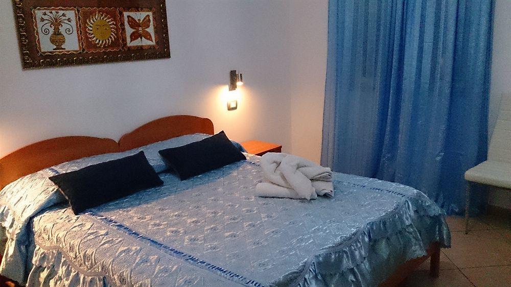 アレネッラ イル ミルト エ ラ ロサ Bed & Breakfast エクステリア 写真